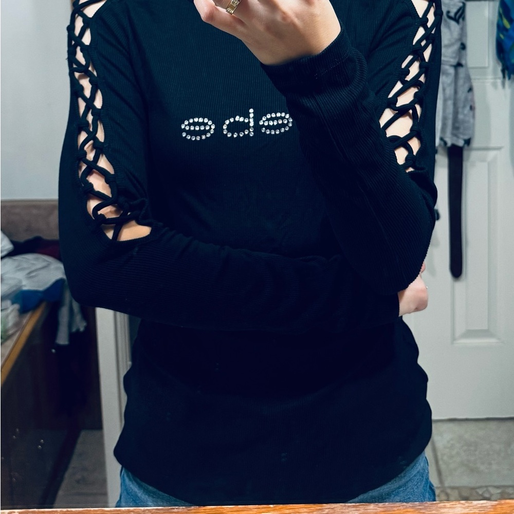 BEBE top